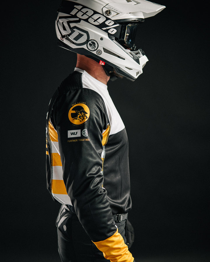 WLF T-Stone Jersey // Gaiter Combo