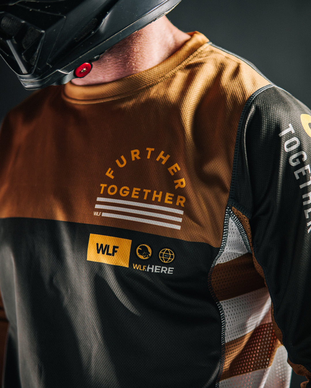 WLF T-Stone Jersey // Gaiter Combo