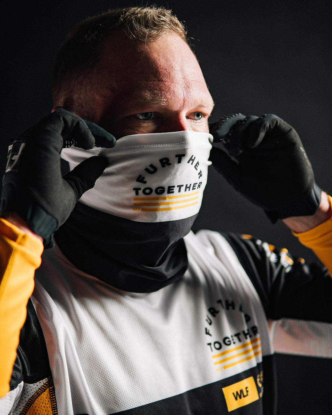 WLF T-Stone Jersey // Gaiter Combo