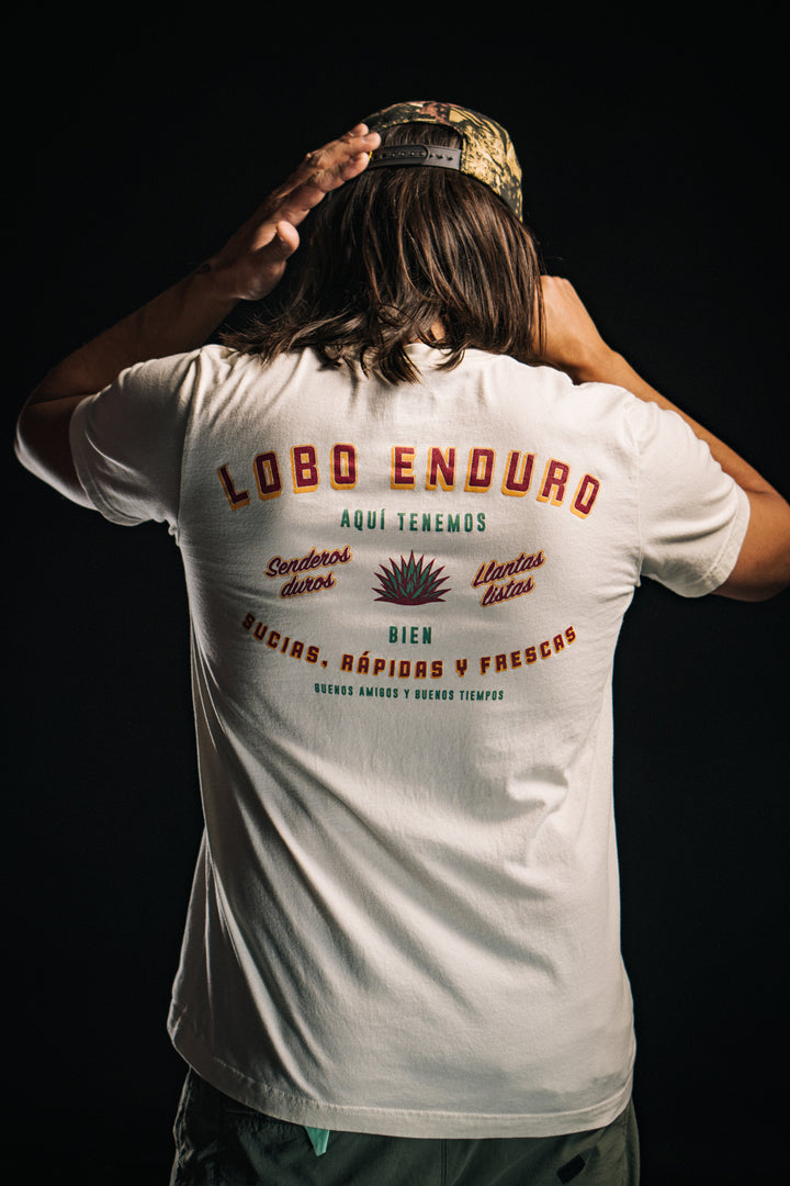 LOBO Rápido Tee